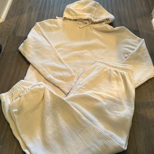 Sweatshirt & pants set